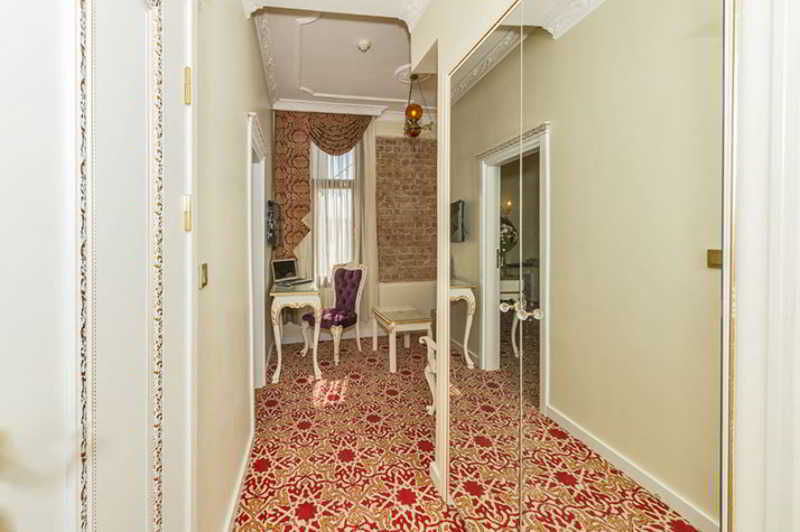 By Murat Crown Hotel Taksim Κωνσταντινούπολη Εξωτερικό φωτογραφία