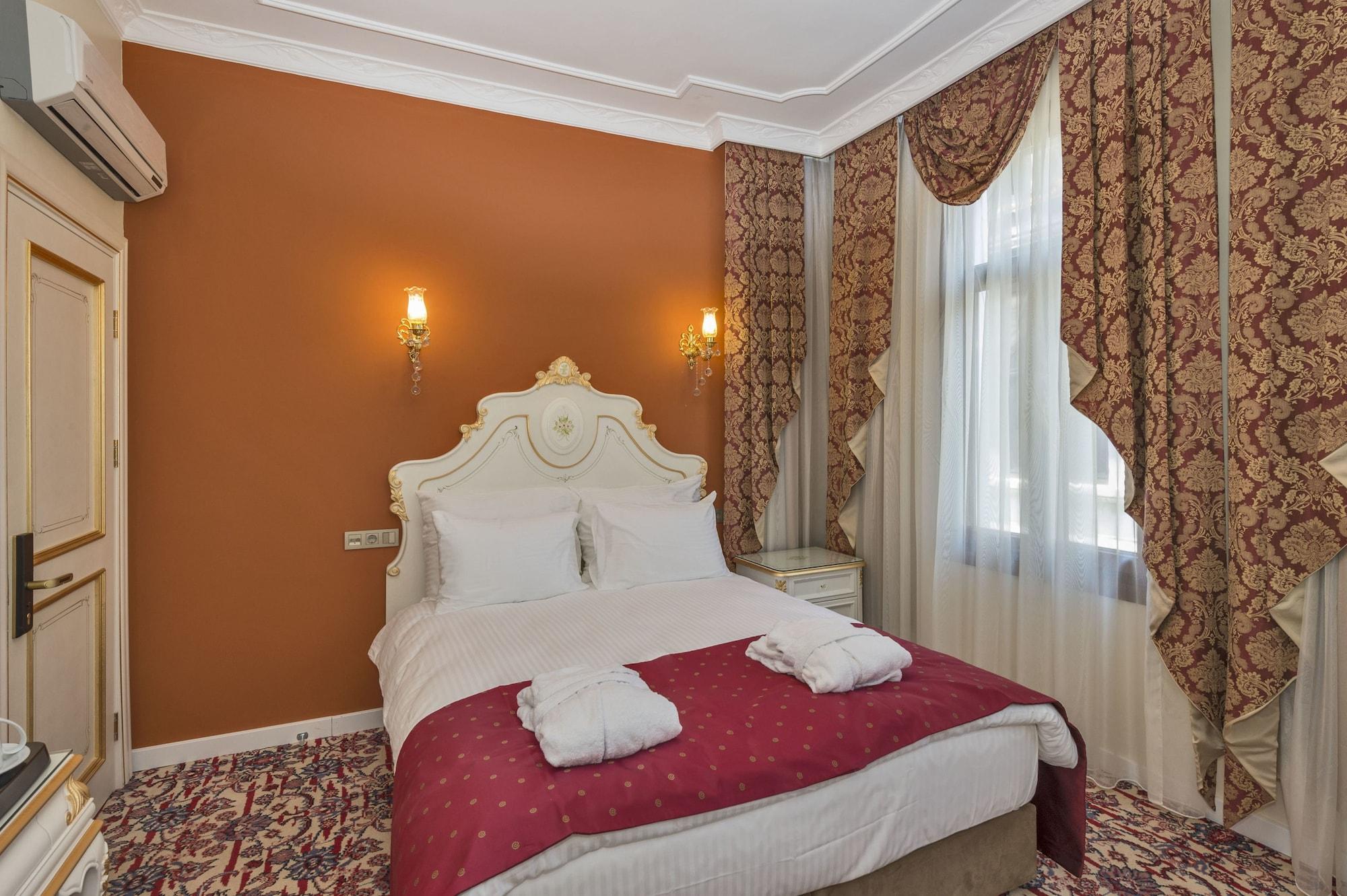 By Murat Crown Hotel Taksim Κωνσταντινούπολη Εξωτερικό φωτογραφία