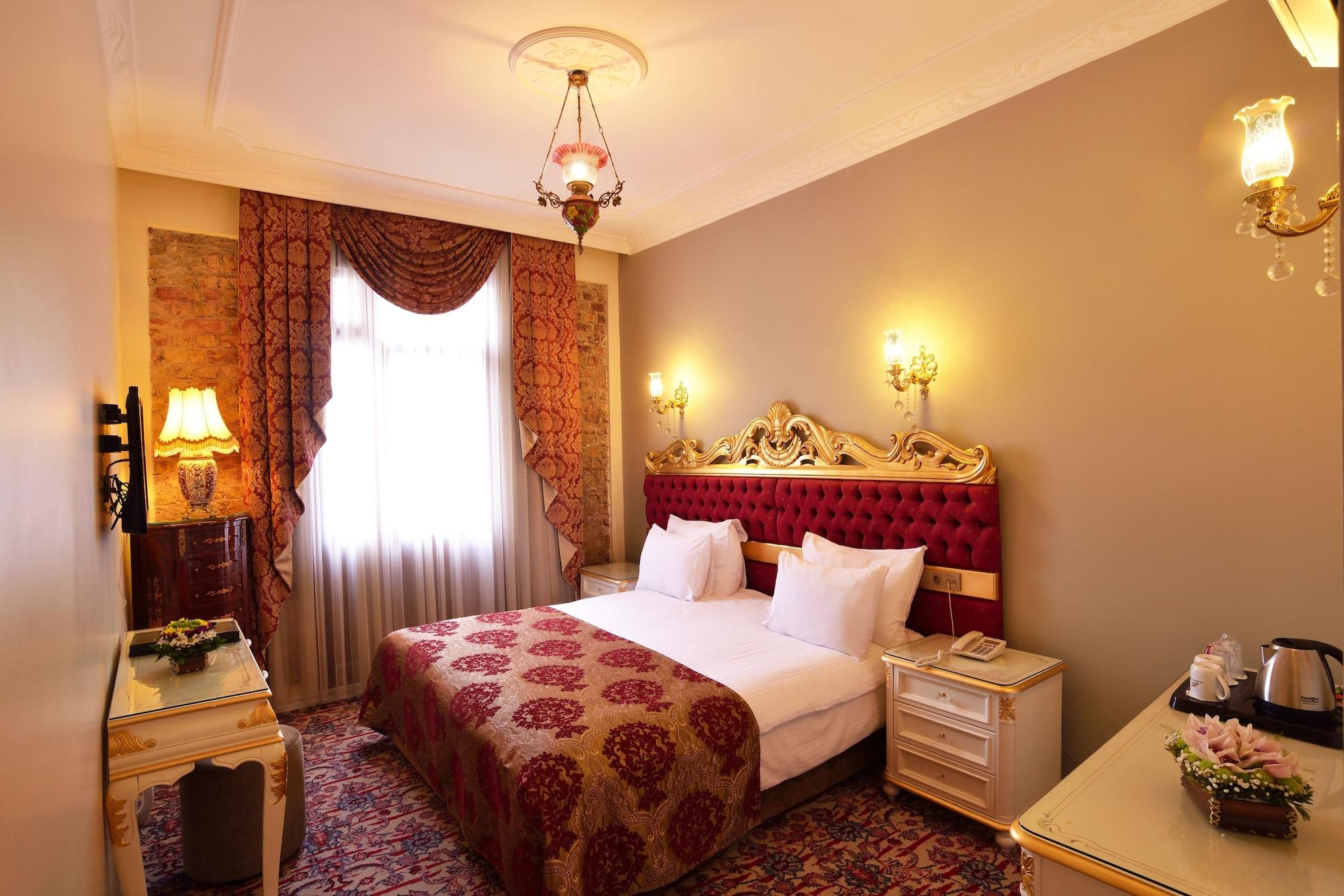 By Murat Crown Hotel Taksim Κωνσταντινούπολη Εξωτερικό φωτογραφία