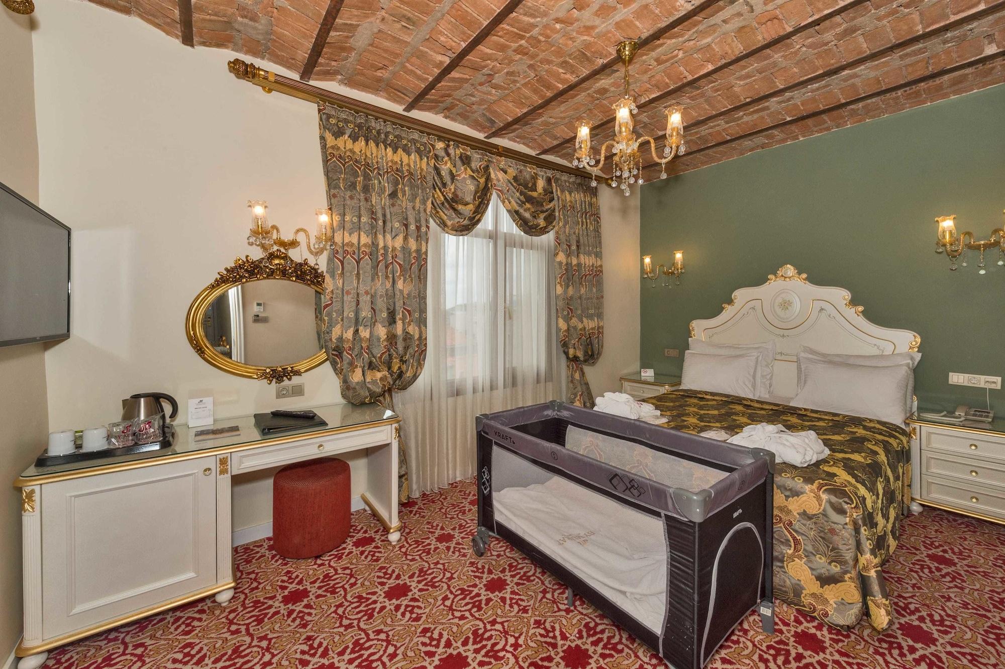 By Murat Crown Hotel Taksim Κωνσταντινούπολη Εξωτερικό φωτογραφία