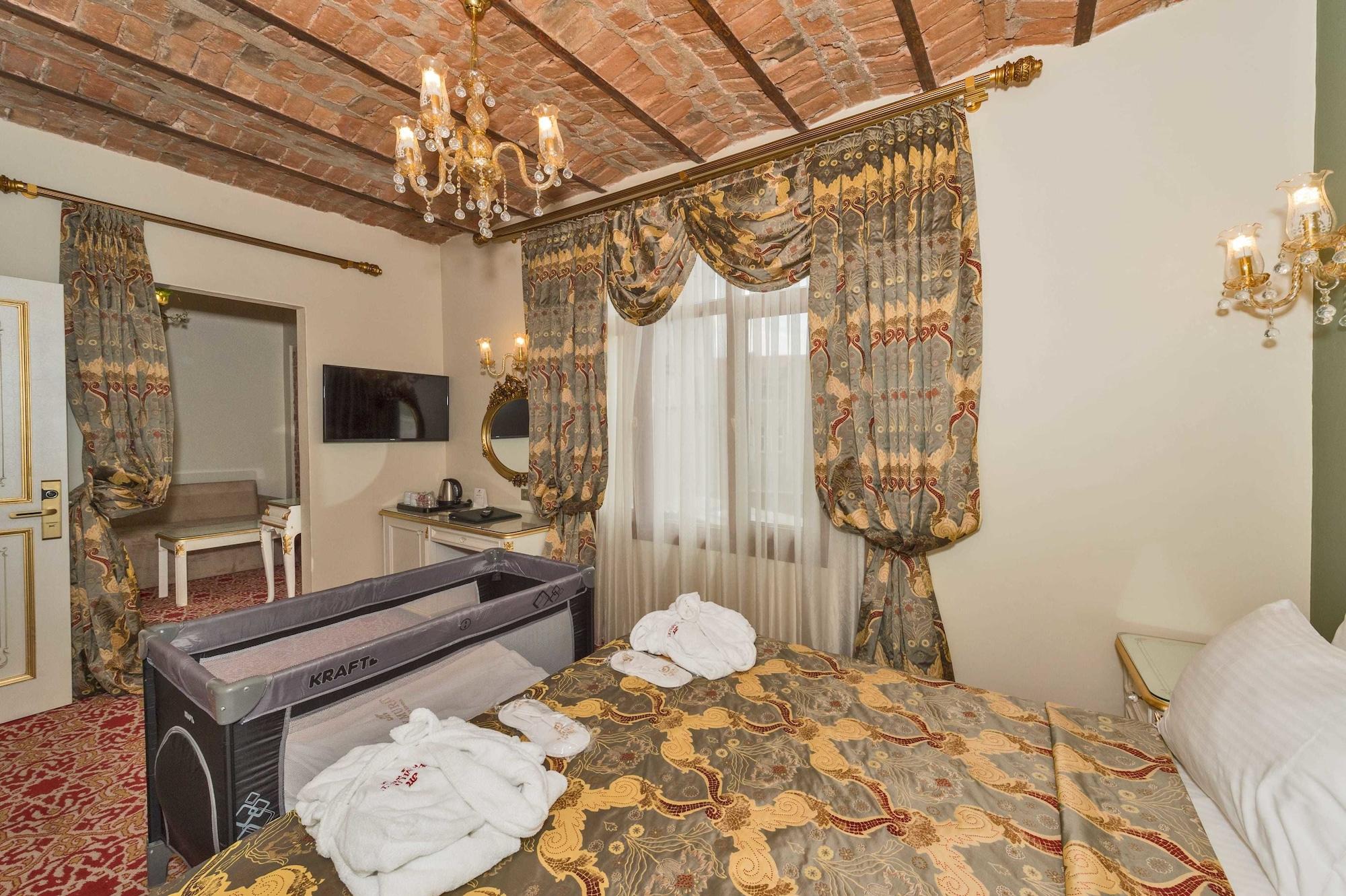 By Murat Crown Hotel Taksim Κωνσταντινούπολη Εξωτερικό φωτογραφία