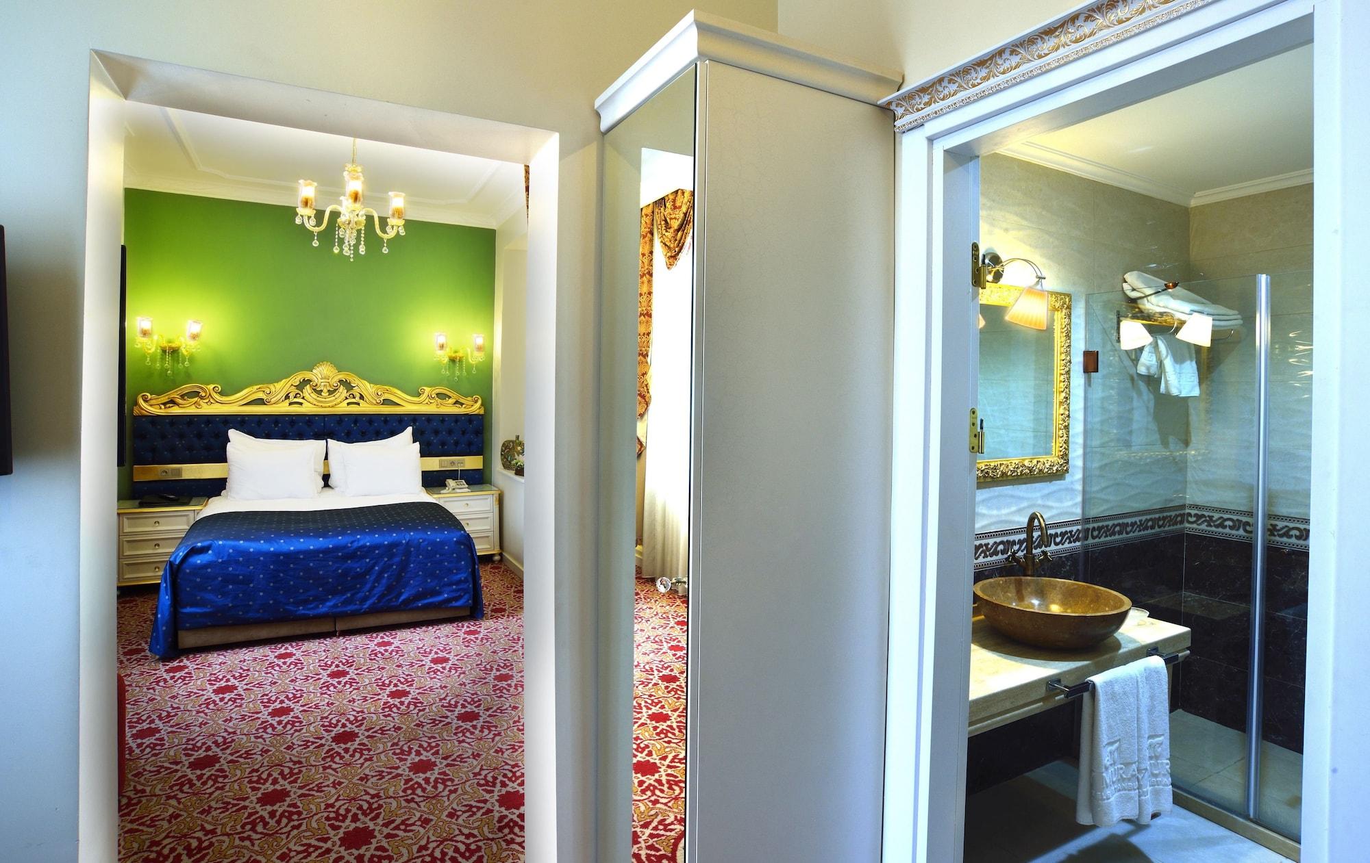By Murat Crown Hotel Taksim Κωνσταντινούπολη Εξωτερικό φωτογραφία