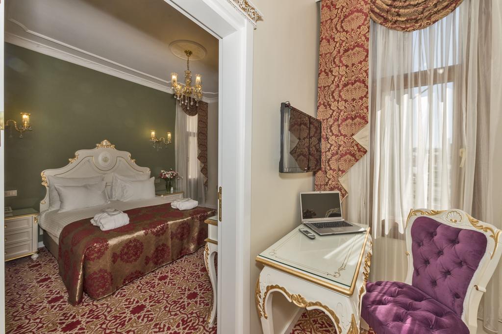 By Murat Crown Hotel Taksim Κωνσταντινούπολη Εξωτερικό φωτογραφία