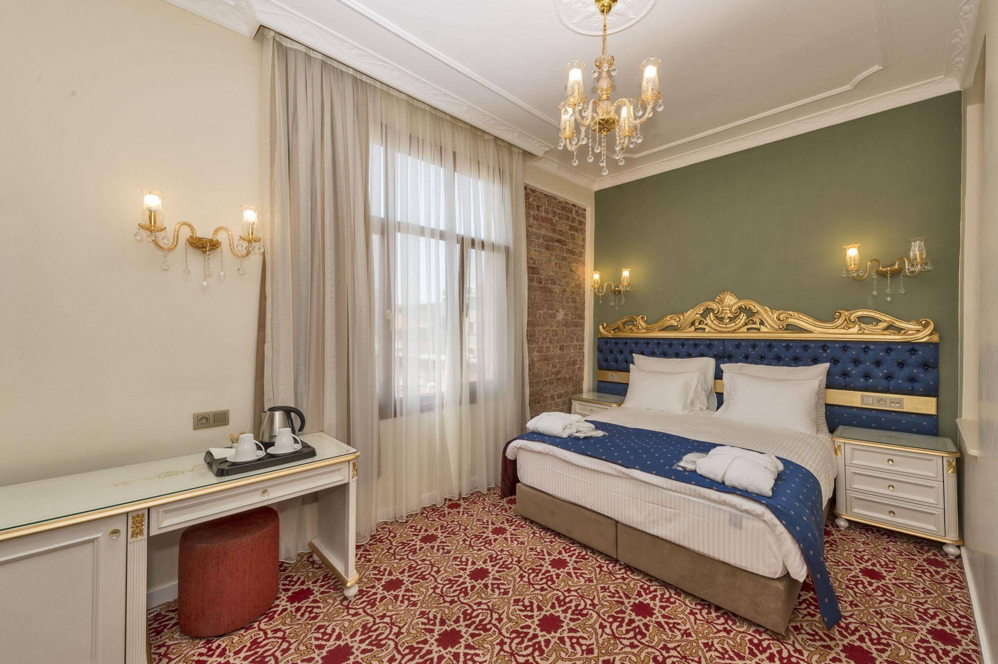 By Murat Crown Hotel Taksim Κωνσταντινούπολη Εξωτερικό φωτογραφία